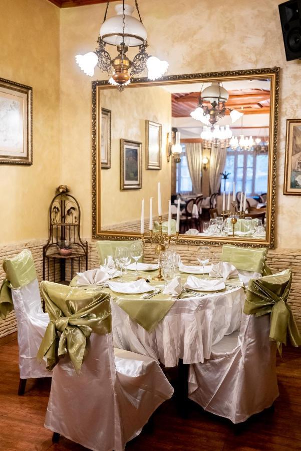 Globus Hotel Plovdiv Ngoại thất bức ảnh